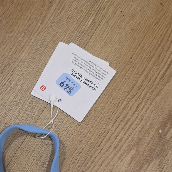 lululemon athletica Scoopneck Light Blue Bra - Picture 2 of 5